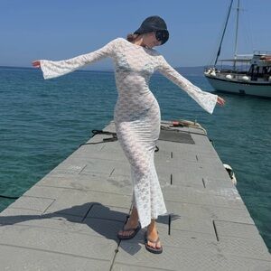 Swan lace maxi dress